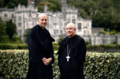 Abbot Christopher Jamison OSB and Dom Robert Igo OSB at Kylemore Abbey. Image: EBC