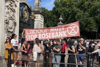 Campaigners outside Buckingham Palace