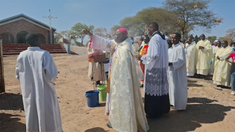 Bishop Ncube blesses the Mission