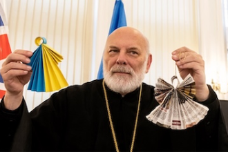Bishop Kenneth Nowakowski