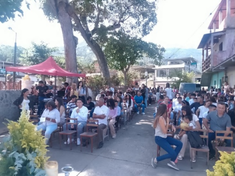 Congregation at Confirmation Mass by damaged Church of Our Lady of Candelaria © ACN