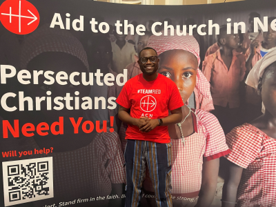 From selfies to solidarity - TikTok priest's message to Scottish youth | ICN
