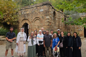 Andrew Foote (far left) at Meryemana Evi in Ephesus © Andrew Foote