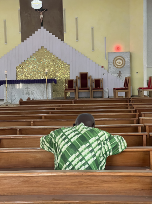 Man praying in Middle Belt, Nigeria. Image © ACN