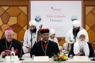 Archbishop Longley, Cardinal Koovakad and Bhai Sahib Mohinder Ji at the meeting